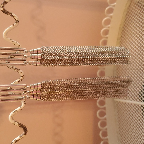 Free People, silvertone, antique style, gatelink, bar, and tassel earrings. - Picture 3 of 4